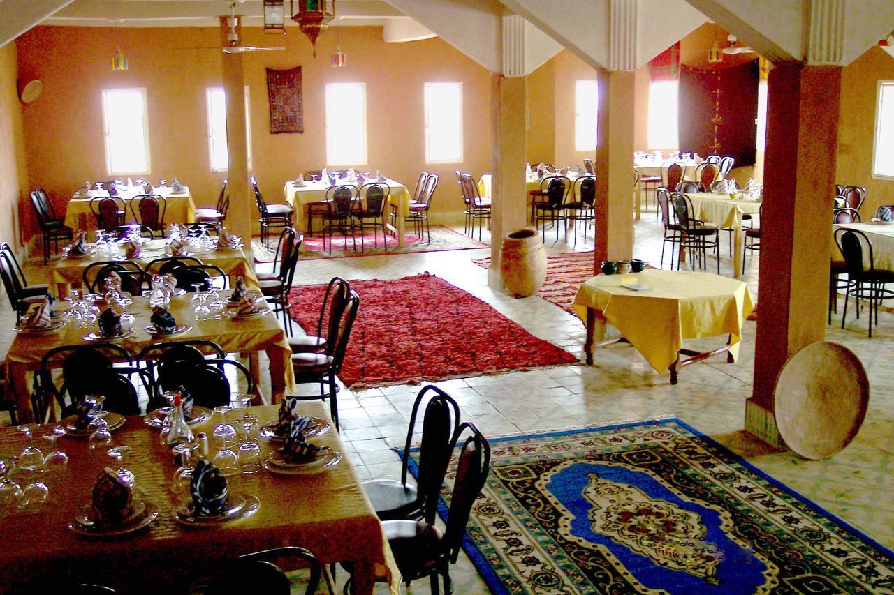Kasbah Meteorites Hotell Imi n'Ouzrou Exteriör bild