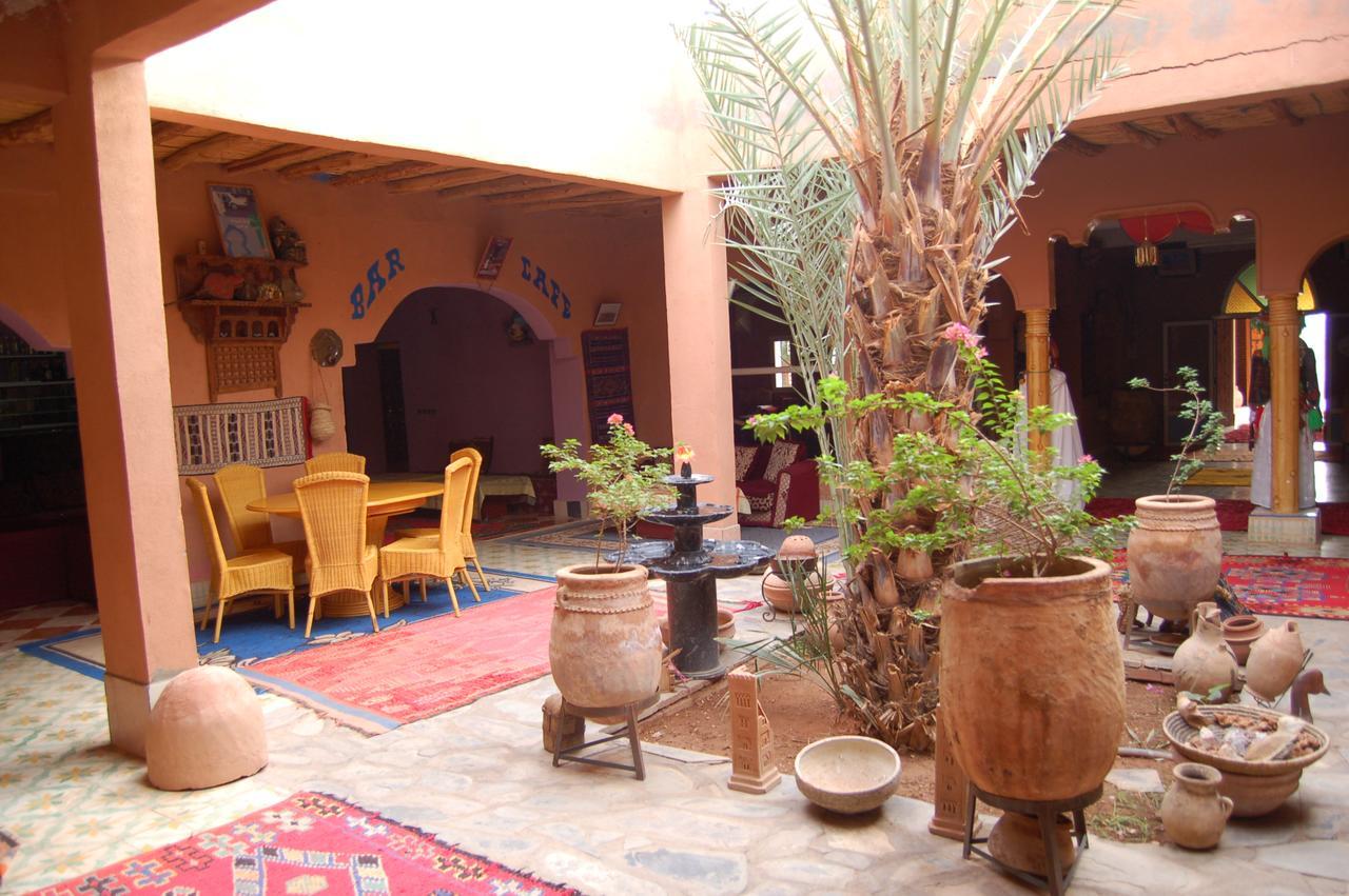 Kasbah Meteorites Hotell Imi n'Ouzrou Exteriör bild